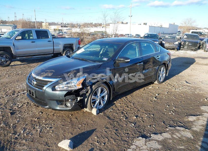 Photo 2 of 2015 Nissan Altima 2.5 SL (VIN 1N4AL3AP3FN871372)