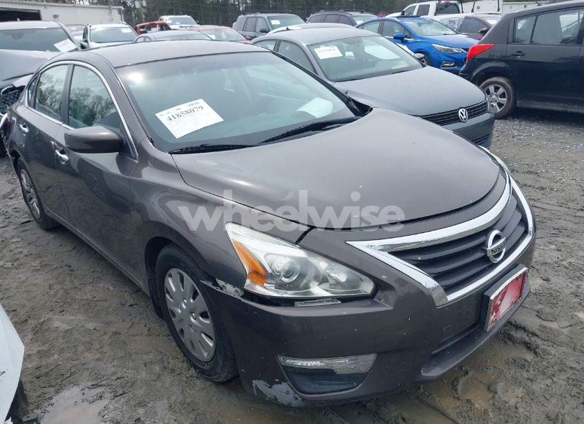 2015 Nissan Altima (VIN 1N4AL3AP3FN874580) main photo