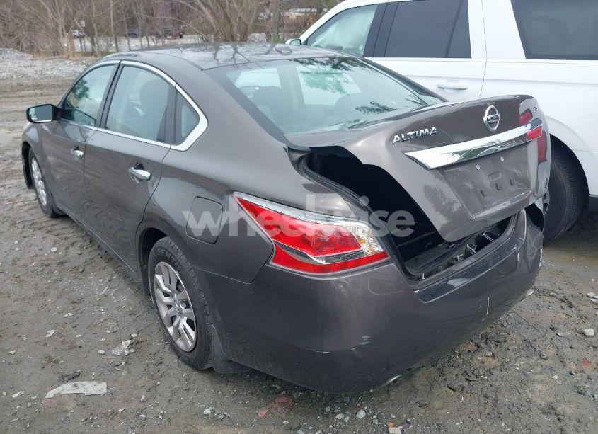 Photo 3 of 2015 Nissan Altima (VIN 1N4AL3AP3FN874580)