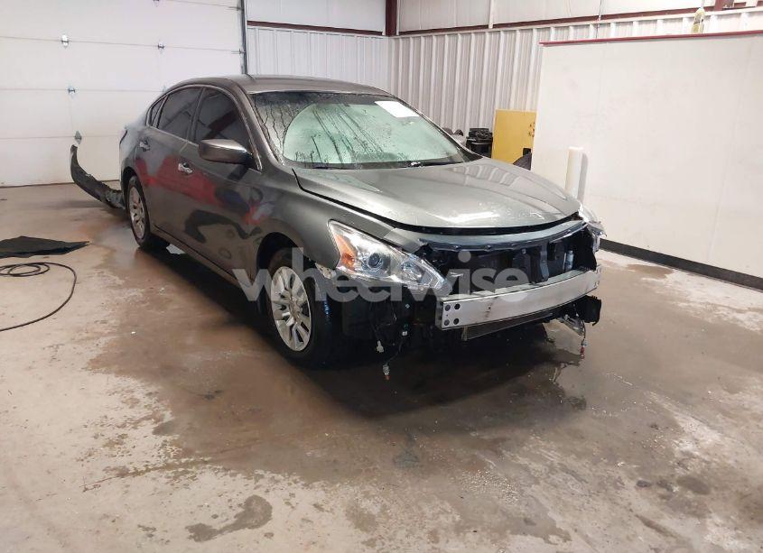 2015 Nissan Altima 2.5 S (VIN 1N4AL3AP3FN884381) main photo