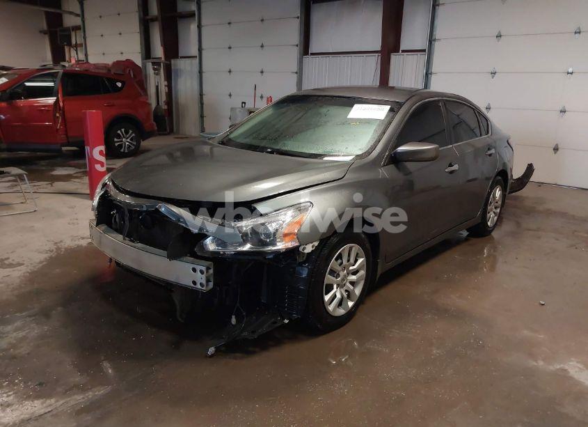 Photo 2 of 2015 Nissan Altima 2.5 S (VIN 1N4AL3AP3FN884381)