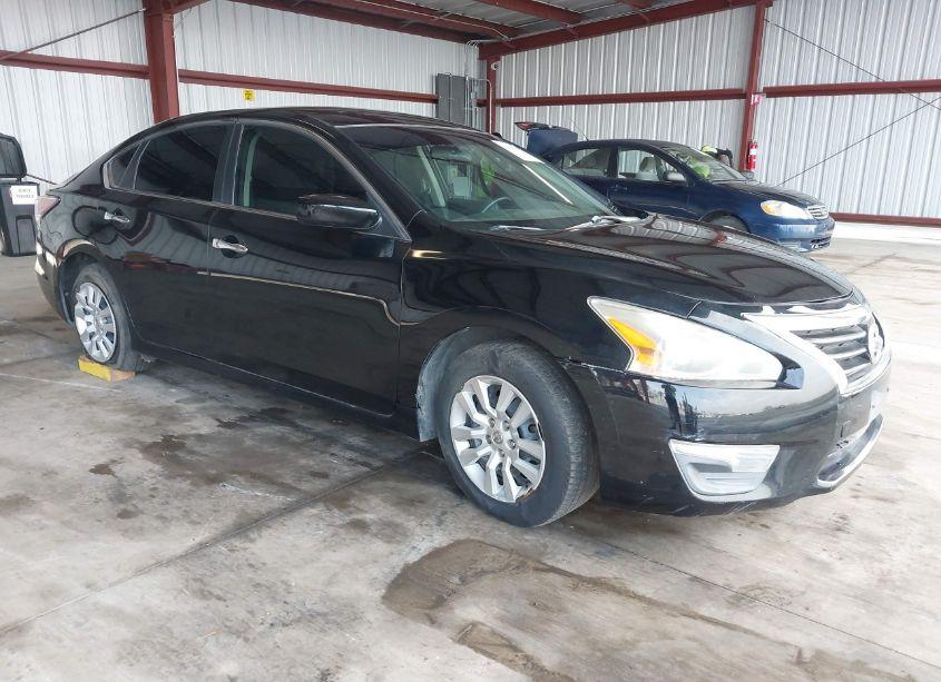 2015 Nissan Altima 2.5/2.5 S/2.5 SL/2.5 SV (VIN 1N4AL3AP3FN887409) main photo