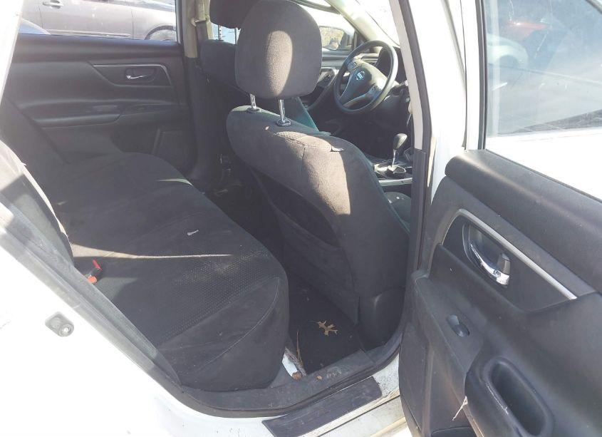 Photo 8 of 2015 Nissan Altima 2.5 S (VIN 1N4AL3AP3FN888771)