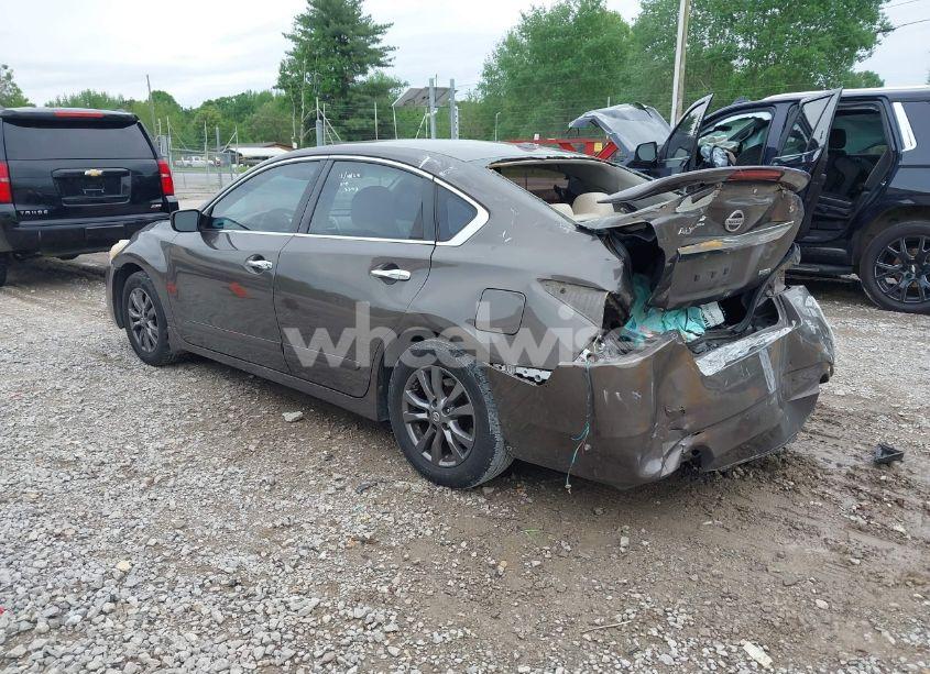 Photo 3 of 2015 Nissan Altima 2.5 S (VIN 1N4AL3AP3FN897597)