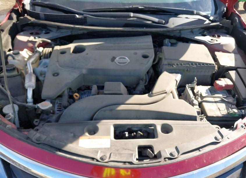 Photo 10 of 2015 Nissan Altima 2.5/2.5 S/2.5 SL/2.5 SV (VIN 1N4AL3AP3FN902331)
