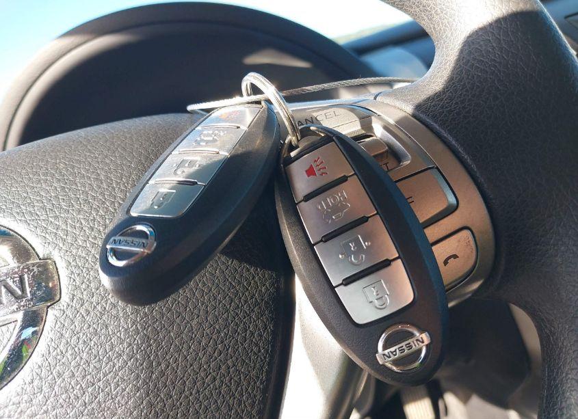 Photo 11 of 2015 Nissan Altima 2.5/2.5 S/2.5 SL/2.5 SV (VIN 1N4AL3AP3FN902331)