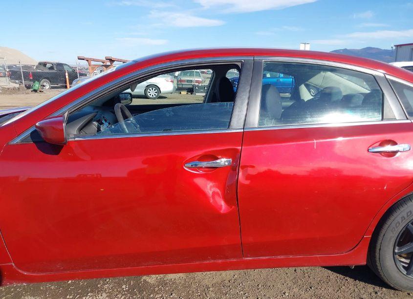 Photo 14 of 2015 Nissan Altima 2.5/2.5 S/2.5 SL/2.5 SV (VIN 1N4AL3AP3FN902331)