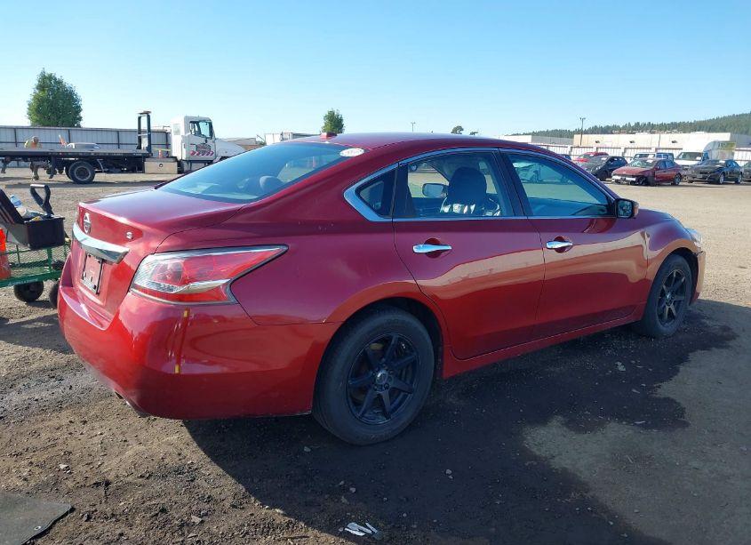 Photo 4 of 2015 Nissan Altima 2.5/2.5 S/2.5 SL/2.5 SV (VIN 1N4AL3AP3FN902331)