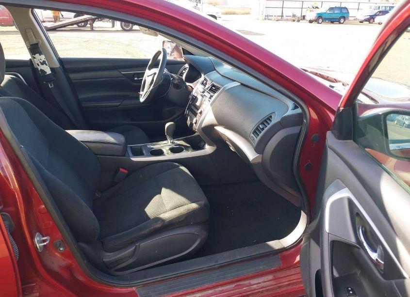 Photo 5 of 2015 Nissan Altima 2.5/2.5 S/2.5 SL/2.5 SV (VIN 1N4AL3AP3FN902331)