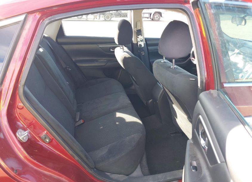 Photo 8 of 2015 Nissan Altima 2.5/2.5 S/2.5 SL/2.5 SV (VIN 1N4AL3AP3FN902331)