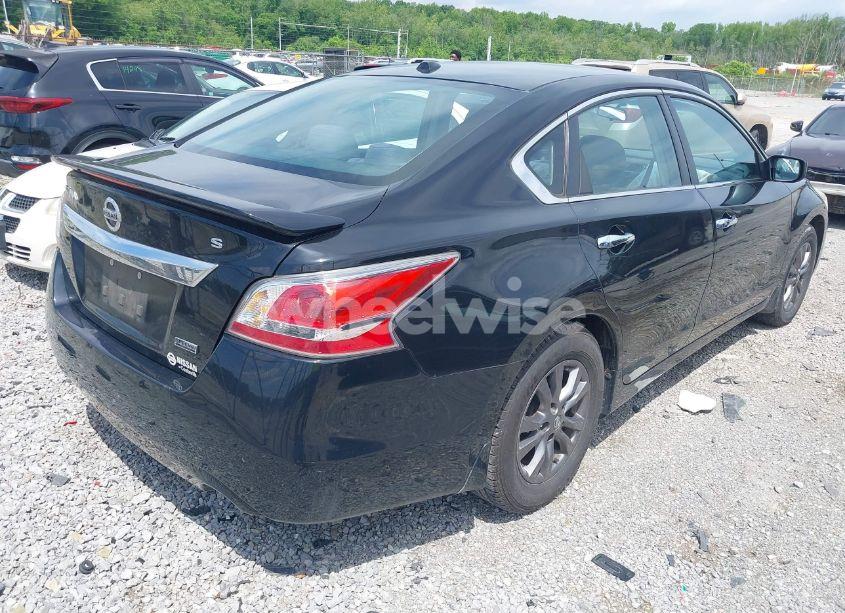 Photo 4 of 2015 Nissan Altima 2.5 S (VIN 1N4AL3AP3FN917153)