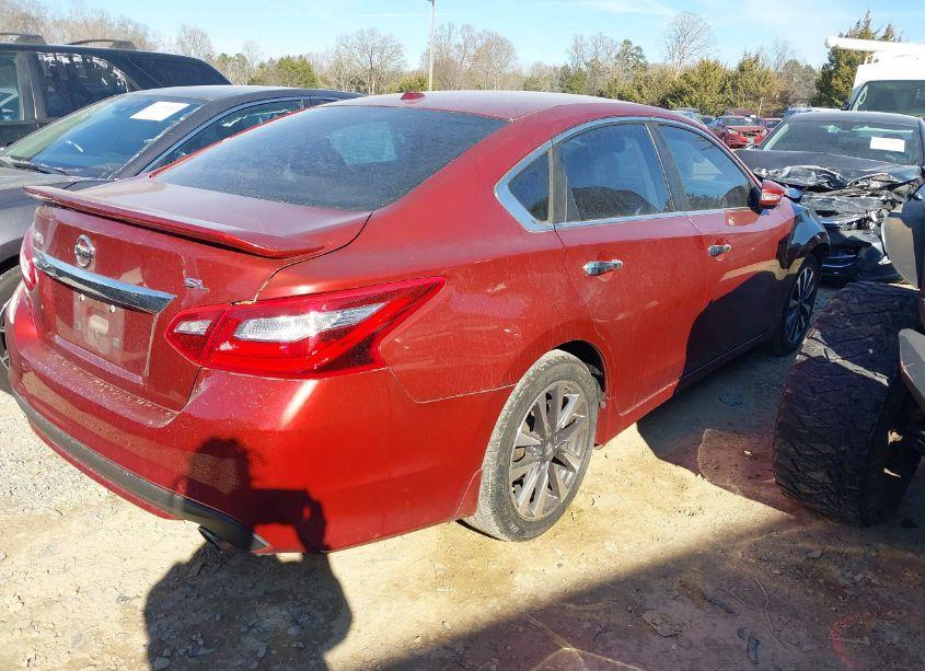 Photo 4 of 2016 Nissan Altima 2.5 SL (VIN 1N4AL3AP3GC126280)