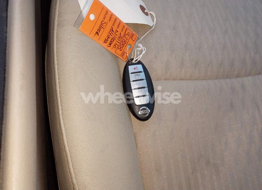 Photo 11 of 2016 Nissan Altima 2.5 SV (VIN 1N4AL3AP3GC131740)