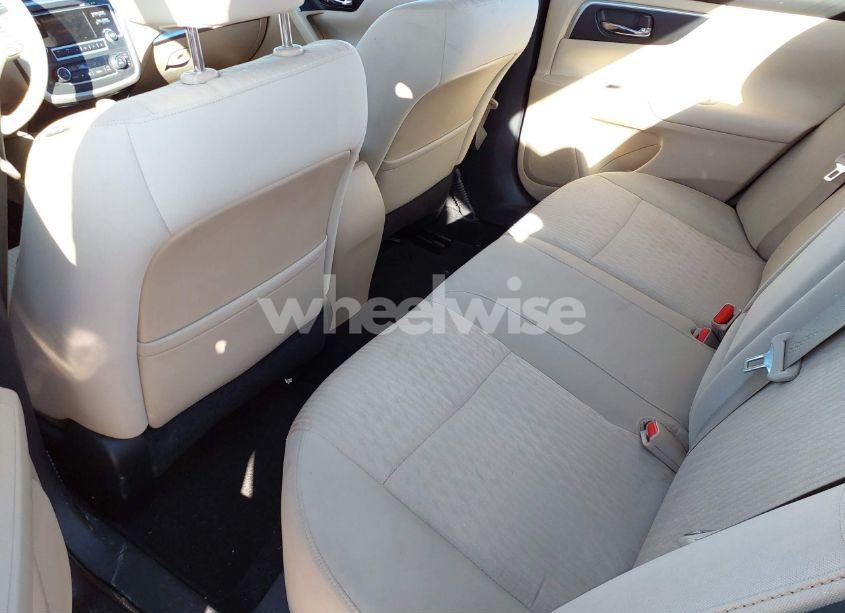 Photo 8 of 2016 Nissan Altima 2.5 SV (VIN 1N4AL3AP3GC131740)