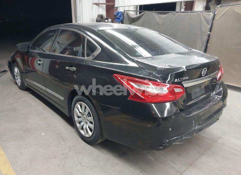 Photo 3 of 2016 Nissan Altima 2.5 S (VIN 1N4AL3AP3GC145301)