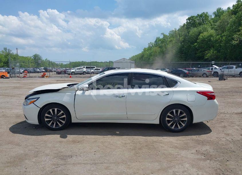 Photo 14 of 2016 Nissan Altima 2.5 SL (VIN 1N4AL3AP3GC150465)