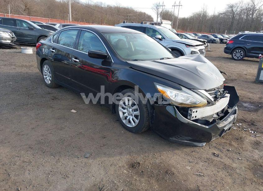 2016 Nissan Altima 2.5 S (VIN 1N4AL3AP3GC154614) main photo