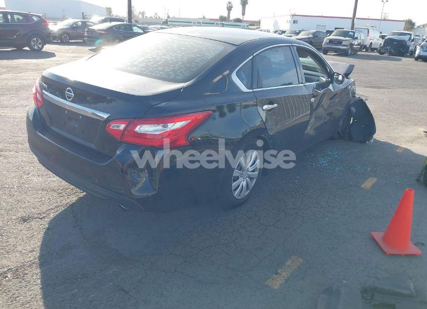 Photo 4 of 2016 Nissan Altima 2.5 (VIN 1N4AL3AP3GC155486)