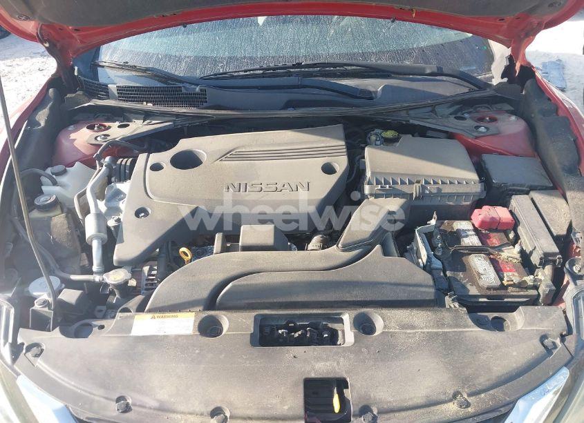 Photo 10 of 2016 Nissan Altima 2.5 SR (VIN 1N4AL3AP3GC161353)