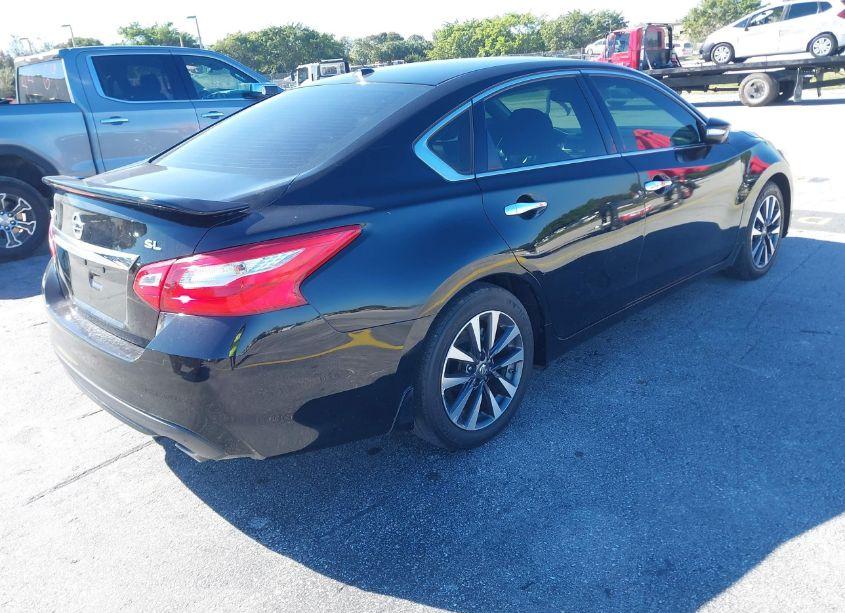 Photo 4 of 2016 Nissan Altima 2.5 SL (VIN 1N4AL3AP3GC162969)
