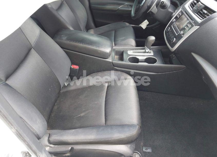 Photo 5 of 2016 Nissan Altima 2.5 SR (VIN 1N4AL3AP3GC179643)