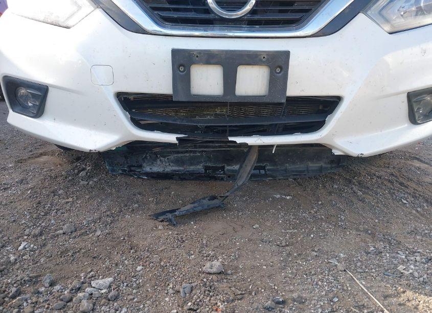 Photo 6 of 2016 Nissan Altima 2.5 SR (VIN 1N4AL3AP3GC184454)