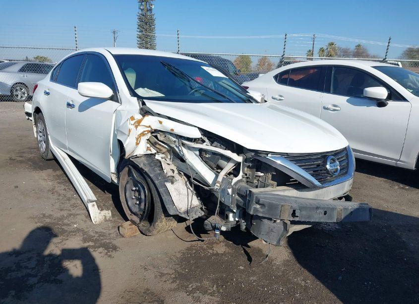 2016 Nissan Altima 2.5 S (VIN 1N4AL3AP3GC184471) main photo