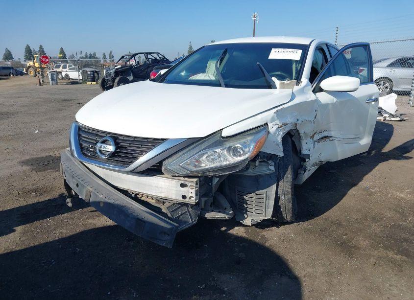 Photo 2 of 2016 Nissan Altima 2.5 S (VIN 1N4AL3AP3GC184471)