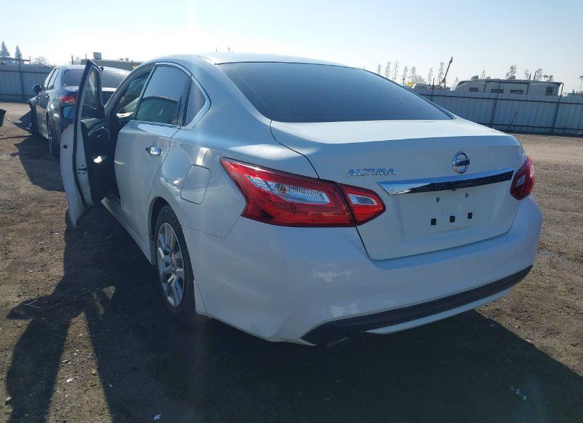 Photo 3 of 2016 Nissan Altima 2.5 S (VIN 1N4AL3AP3GC184471)