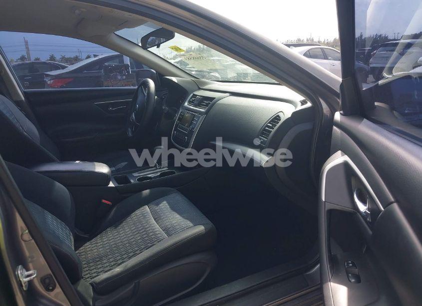 Photo 5 of 2016 Nissan Altima 2.5 S (VIN 1N4AL3AP3GC186060)