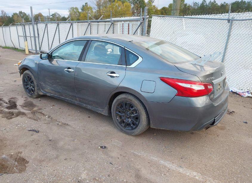 Photo 3 of 2016 Nissan Altima 2.5/2.5 S/2.5 SL/2.5 SR/2.5 SV (VIN 1N4AL3AP3GC187032)