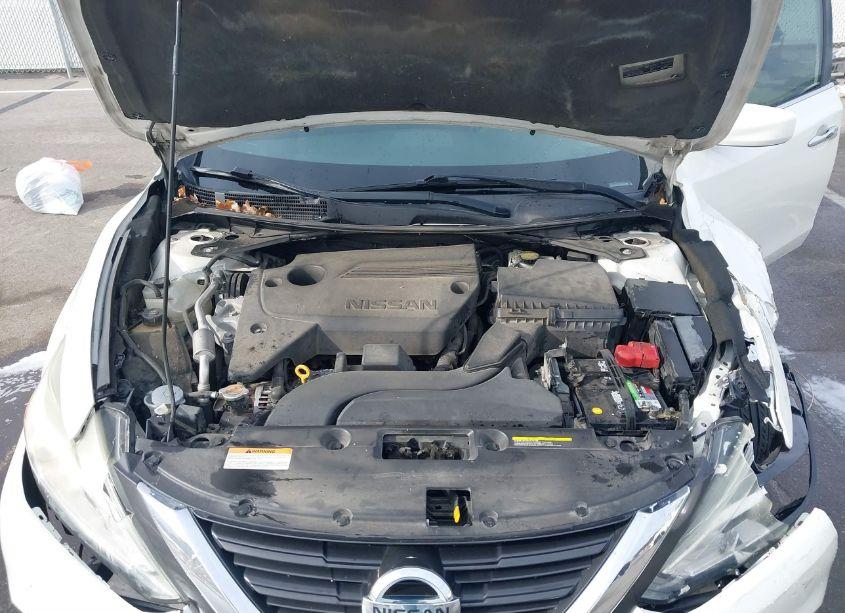 Photo 10 of 2016 Nissan Altima 2.5 SV (VIN 1N4AL3AP3GC204458)