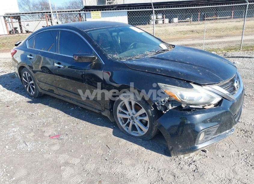 2016 Nissan Altima 2.5 SR (VIN 1N4AL3AP3GC205285) main photo
