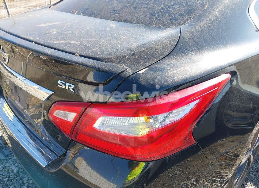 Photo 15 of 2016 Nissan Altima 2.5 SR (VIN 1N4AL3AP3GC205285)