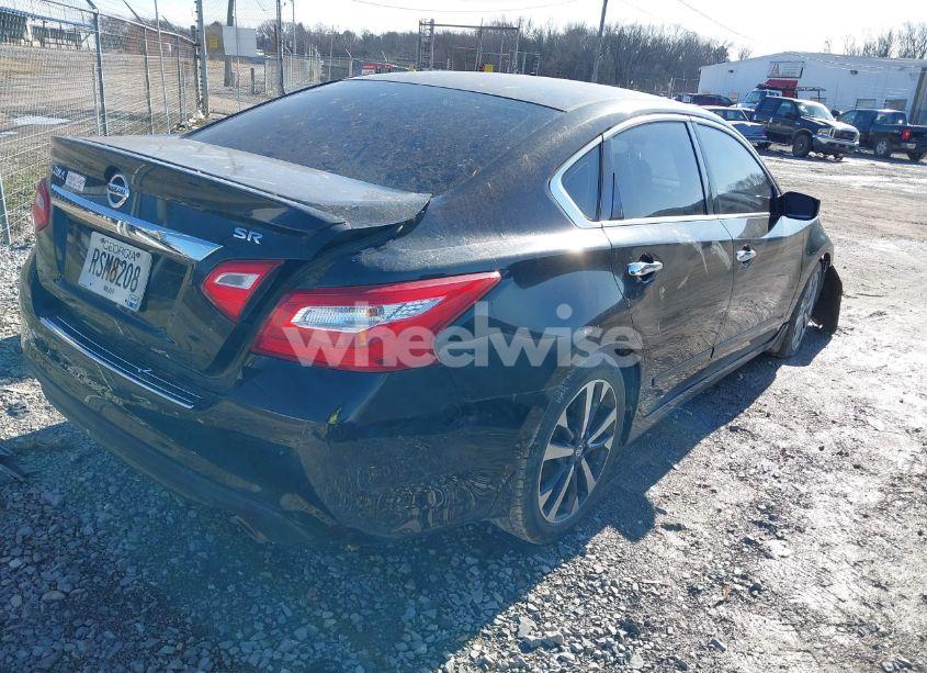 Photo 4 of 2016 Nissan Altima 2.5 SR (VIN 1N4AL3AP3GC205285)