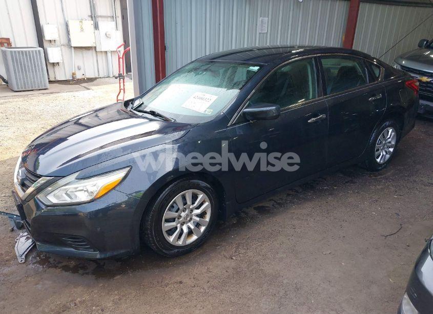 Photo 2 of 2016 Nissan Altima 2.5 S (VIN 1N4AL3AP3GC217730)