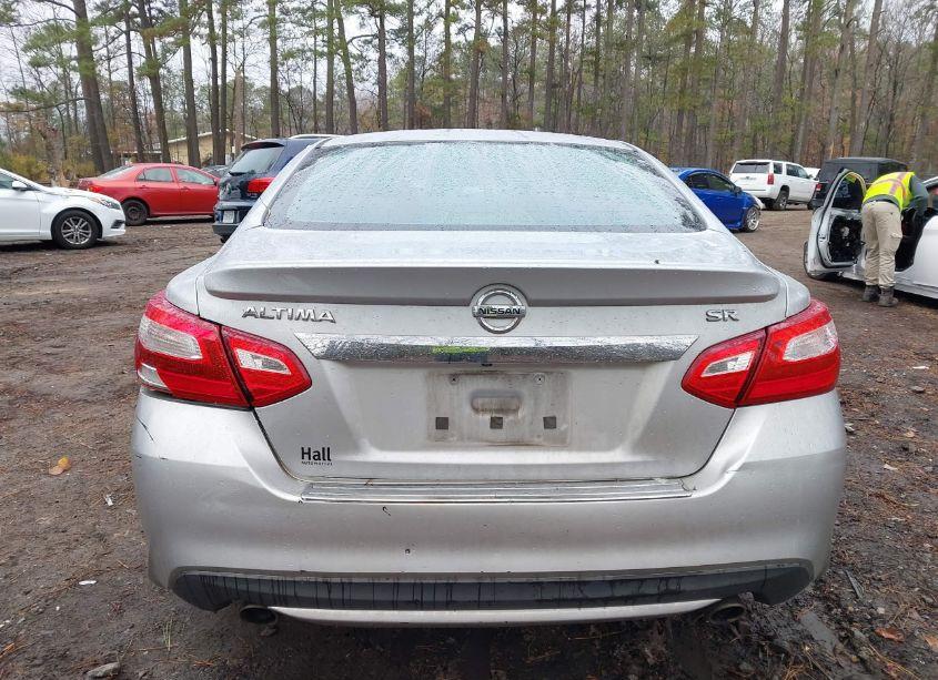 Photo 16 of 2016 Nissan Altima 2.5 SR (VIN 1N4AL3AP3GC220286)
