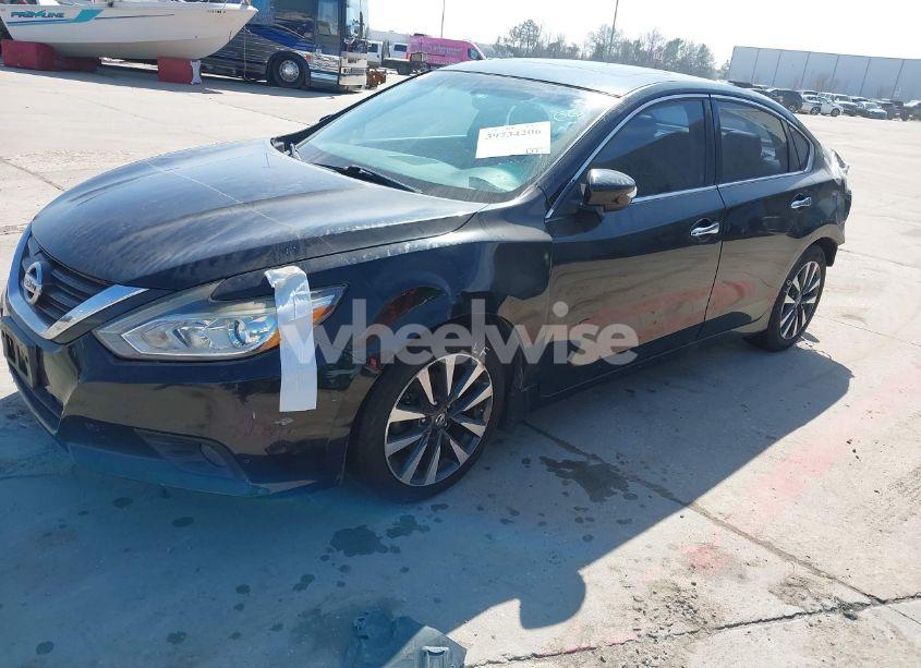Photo 2 of 2016 Nissan Altima 2.5 SV (VIN 1N4AL3AP3GC229411)