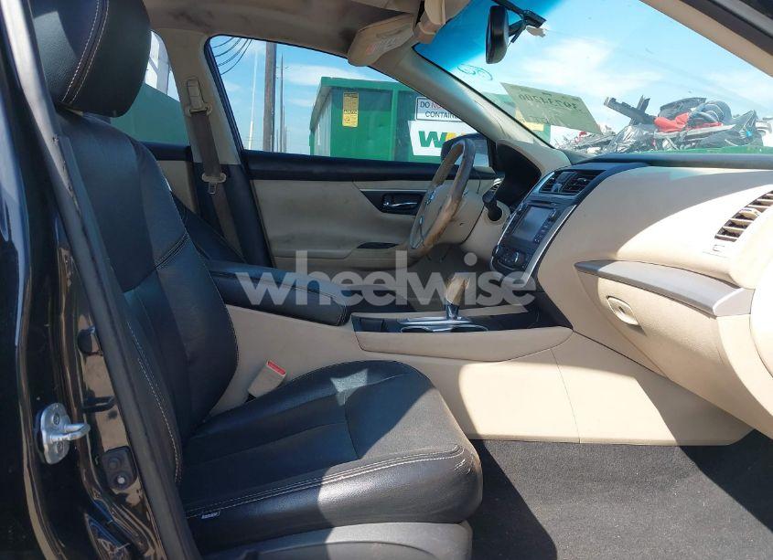 Photo 5 of 2016 Nissan Altima 2.5 SV (VIN 1N4AL3AP3GC229411)