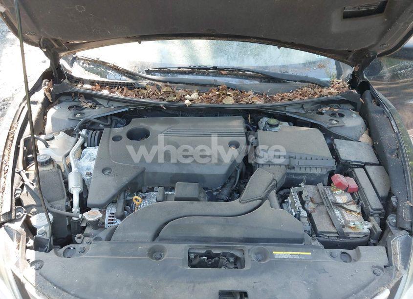 Photo 10 of 2016 Nissan Altima 2.5/2.5 S/2.5 SL/2.5 SR/2.5 SV (VIN 1N4AL3AP3GC235449)