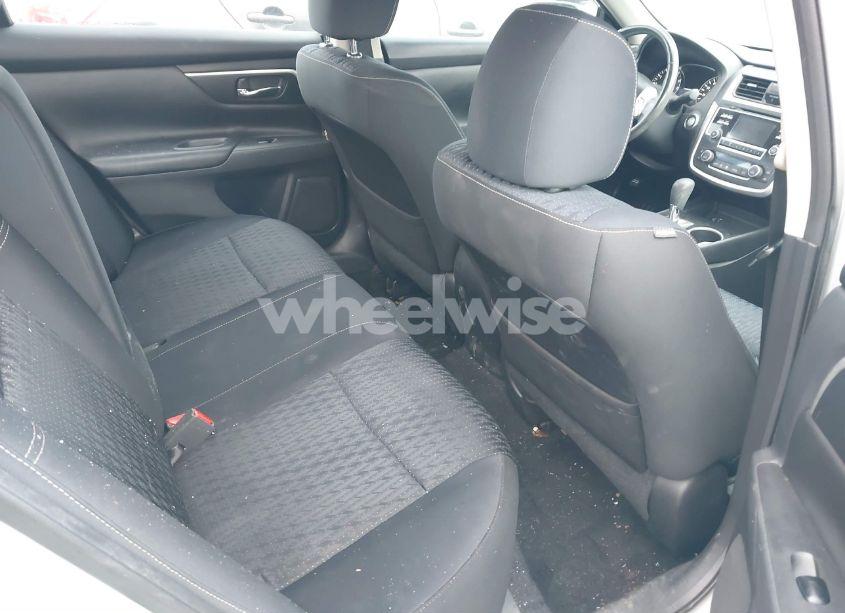 Photo 8 of 2016 Nissan Altima 2.5 SV (VIN 1N4AL3AP3GC264479)