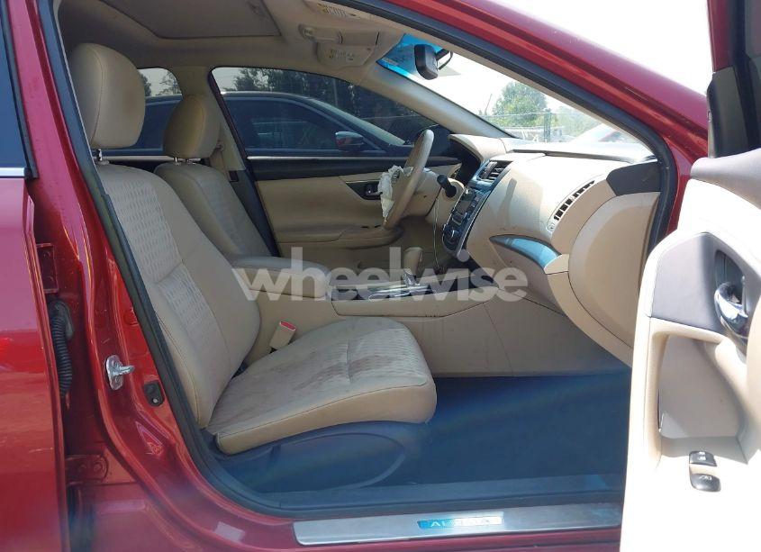 Photo 5 of 2016 Nissan Altima 2.5 SV (VIN 1N4AL3AP3GC272162)