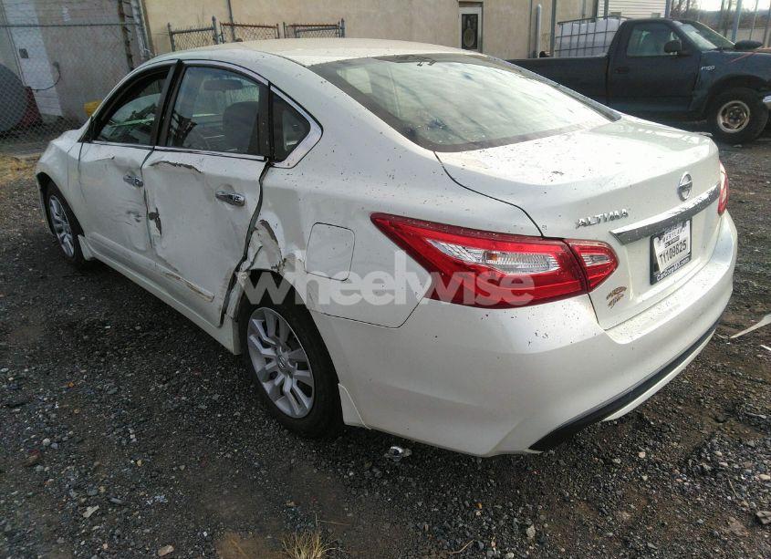 Photo 3 of 2016 Nissan Altima 2.5 S (VIN 1N4AL3AP3GC272680)