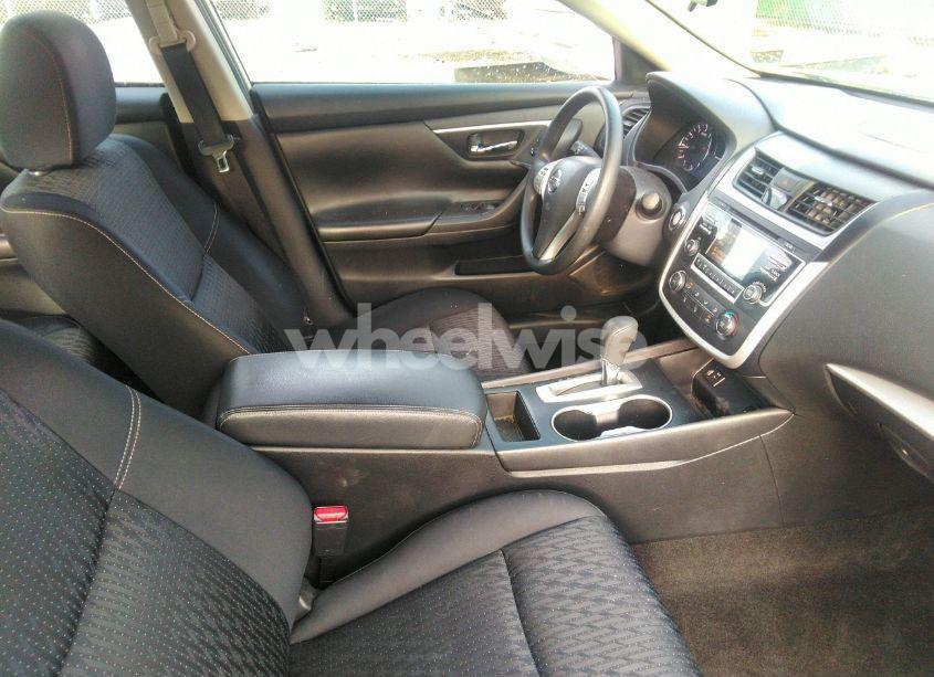 Photo 5 of 2016 Nissan Altima 2.5 S (VIN 1N4AL3AP3GC272680)