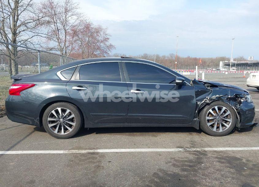 Photo 13 of 2016 Nissan Altima 2.5 SL (VIN 1N4AL3AP3GC292783)