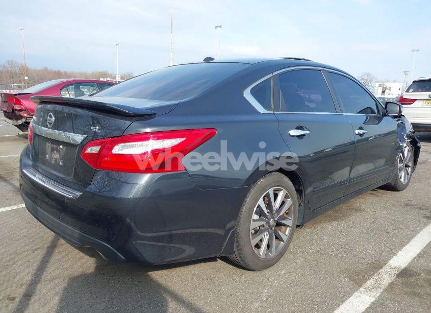 Photo 4 of 2016 Nissan Altima 2.5 SL (VIN 1N4AL3AP3GC292783)