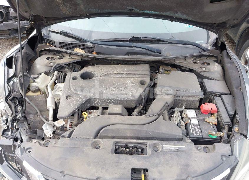 Photo 10 of 2016 Nissan Altima 2.5/2.5 S/2.5 SL/2.5 SR/2.5 SV (VIN 1N4AL3AP3GN310252)