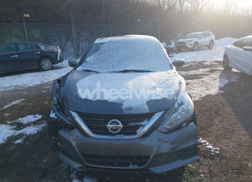 Photo 13 of 2016 Nissan Altima 2.5/2.5 S/2.5 SL/2.5 SR/2.5 SV (VIN 1N4AL3AP3GN310252)