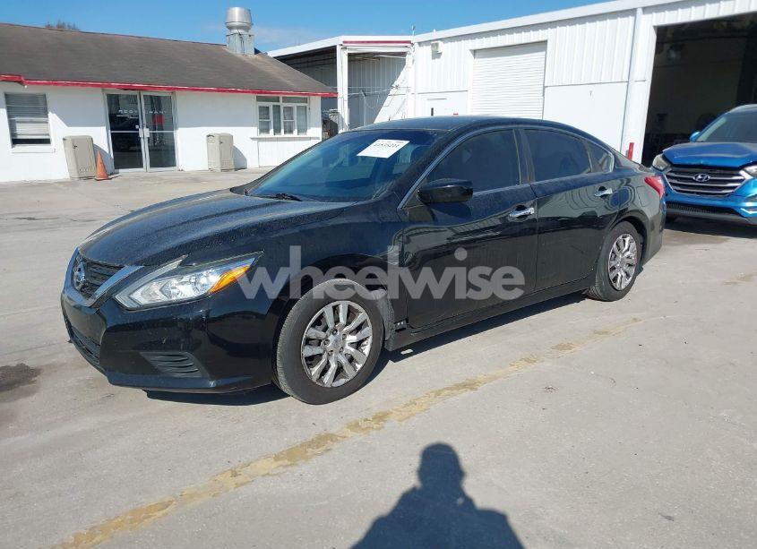 Photo 2 of 2016 Nissan Altima 2.5 S (VIN 1N4AL3AP3GN343168)