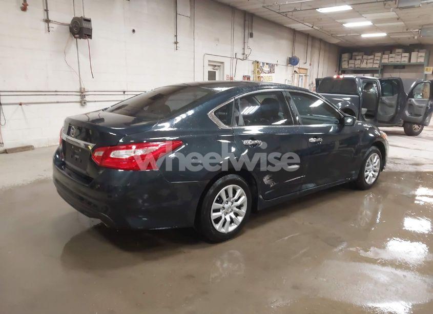 Photo 4 of 2016 Nissan Altima 2.5 S (VIN 1N4AL3AP3GN343378)
